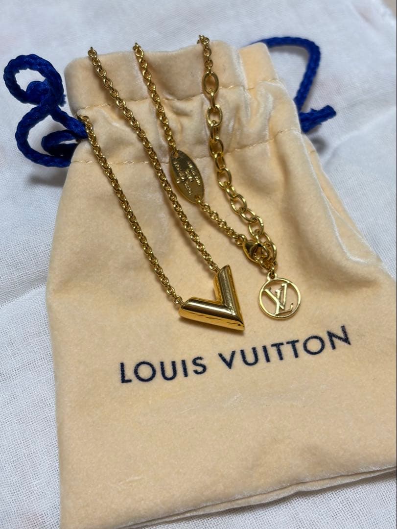ルイヴィトン　ネックレス・エッセンシャルV⭐︎袋付き