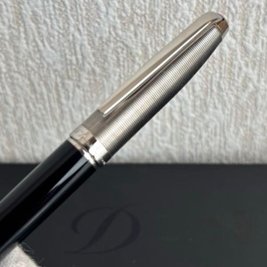 美品　デュポン S.T.Dupont ボールペン 箱、替え芯付き