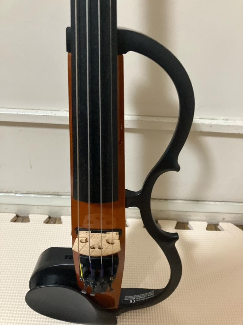 美品 YAMAHA ヤマハ SV-100 サイレントバイオリン　弓　ケース