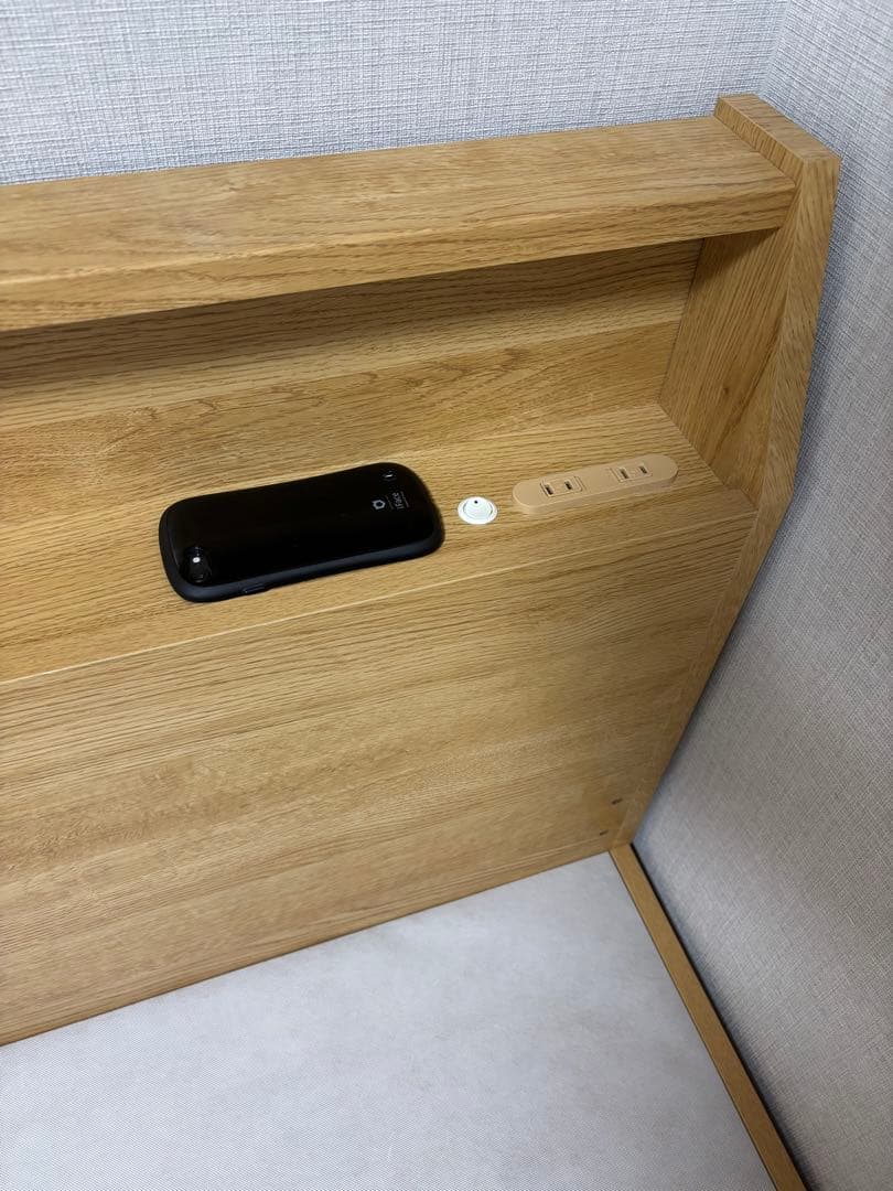 【美品】クイーンベット　フレーム　ニトリ　収納付き