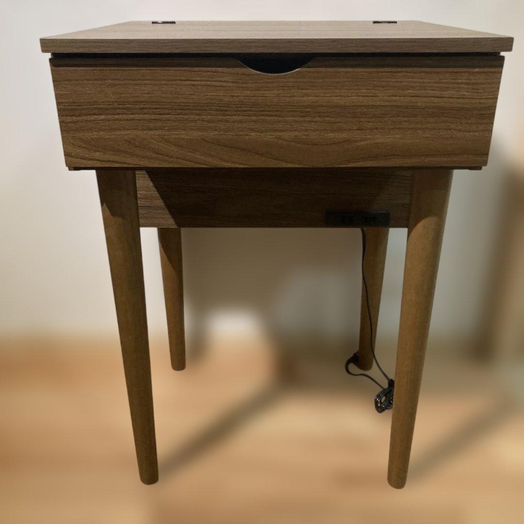 YU-MI⭐︎ ブラウン木製ドレッサー　スツール、コンセント付、収納力抜群