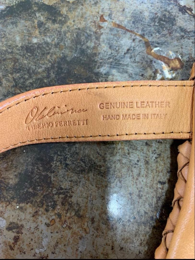 ティベリオフェレッティ　イントレチャート　バックパック　リュック　イタリア製