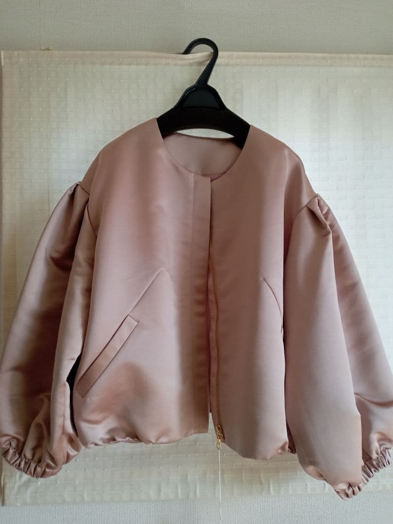 イデアルーチェ　バルーンブルゾン　新品未使用