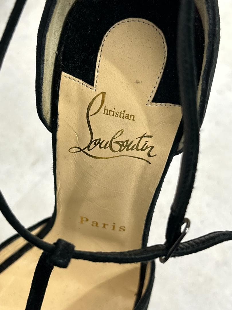 Christian Louboutin ブラック スエード オープントゥヒール