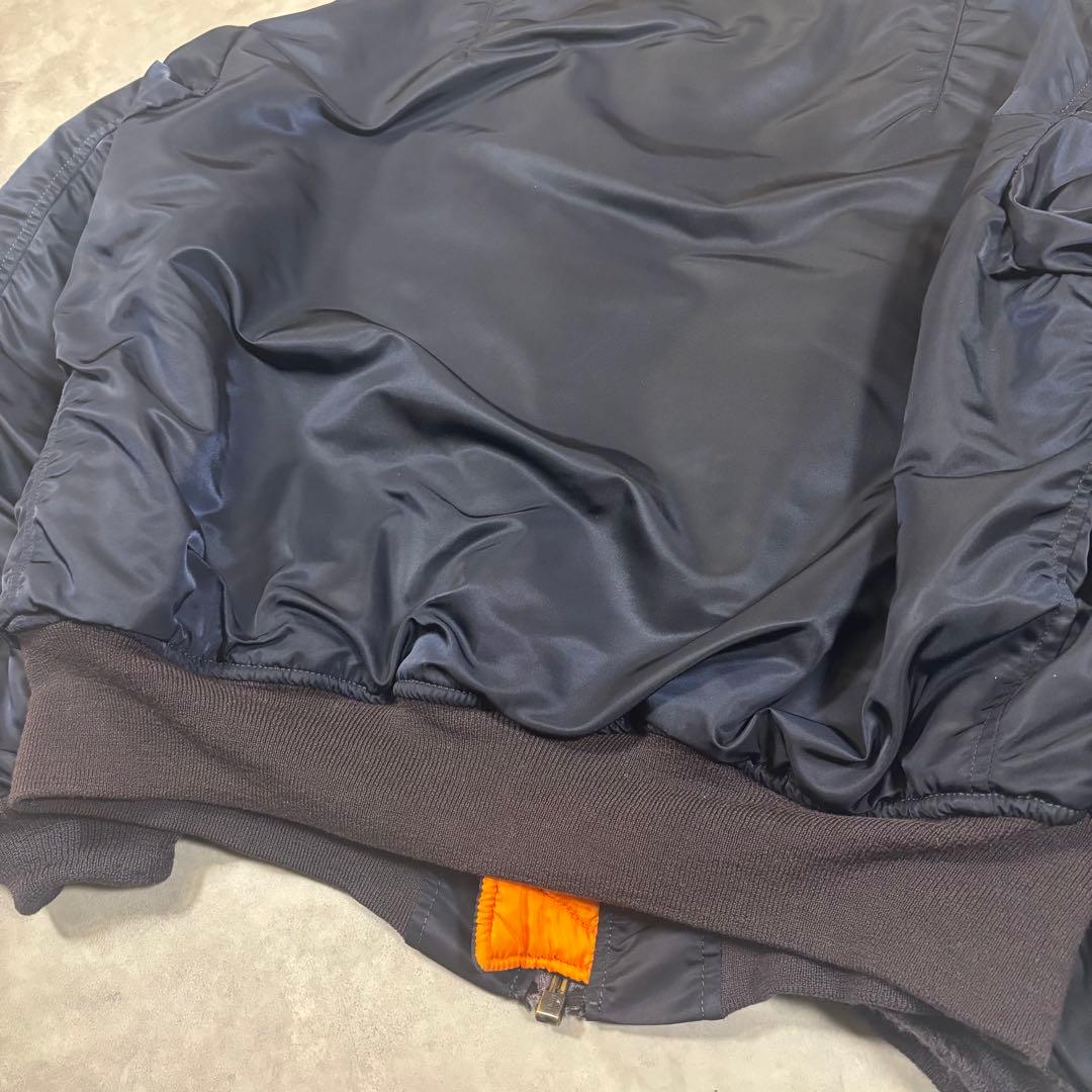 USA製 1968年復刻 アルファ MA-1 68モデル ネイビー