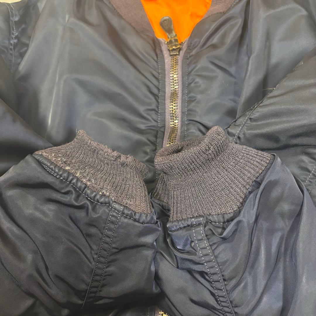 USA製 1968年復刻 アルファ MA-1 68モデル ネイビー