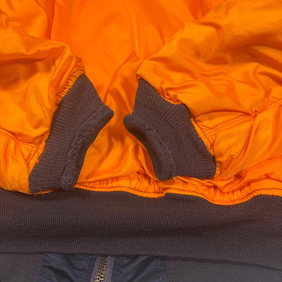 USA製 1968年復刻 アルファ MA-1 68モデル ネイビー