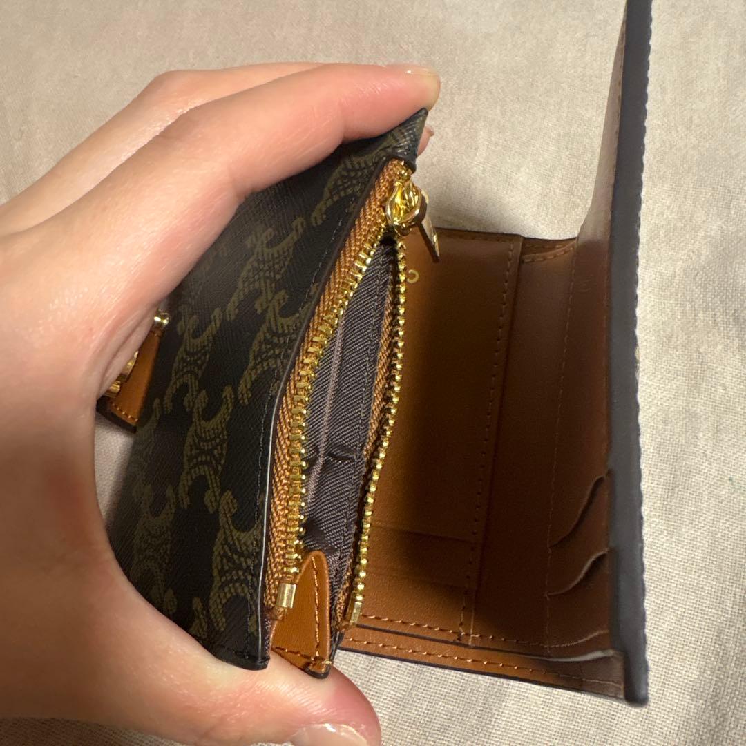 CELINE 三つ折り財布 ブラック・ゴールド