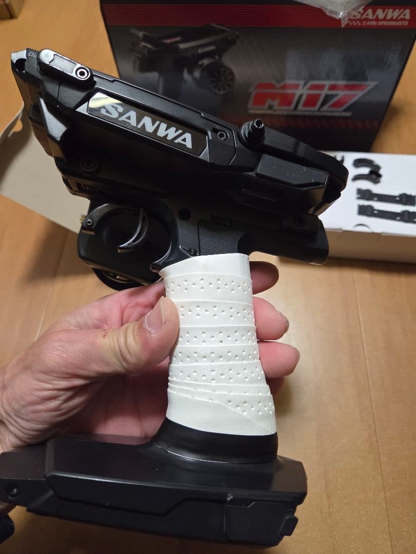 サンワ　M17 送受信機セット ワイヤレス充電 RX-493i