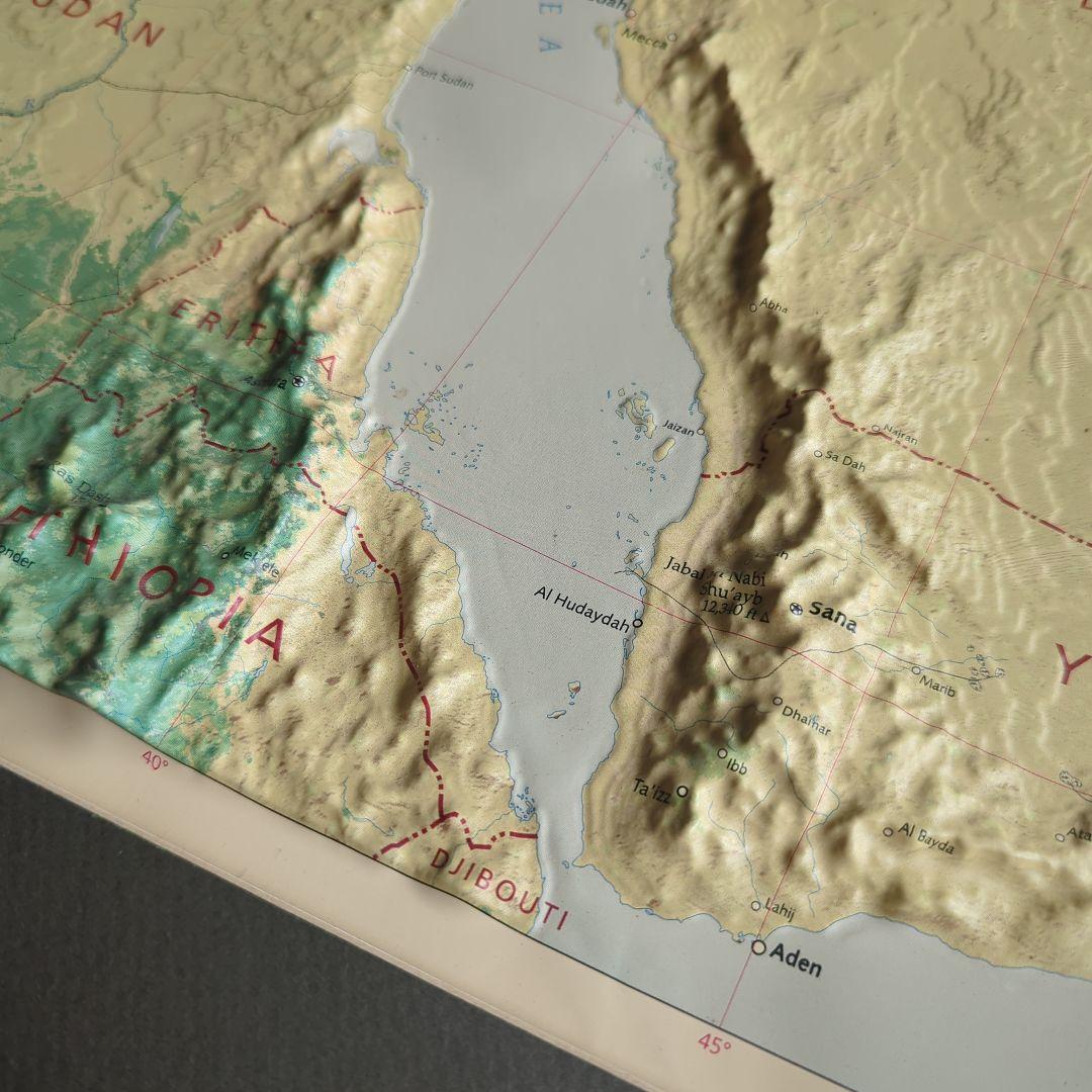 レア品)大型　立体地図　中近東·トルコ·イラン　1:6,250,000 額縁付き