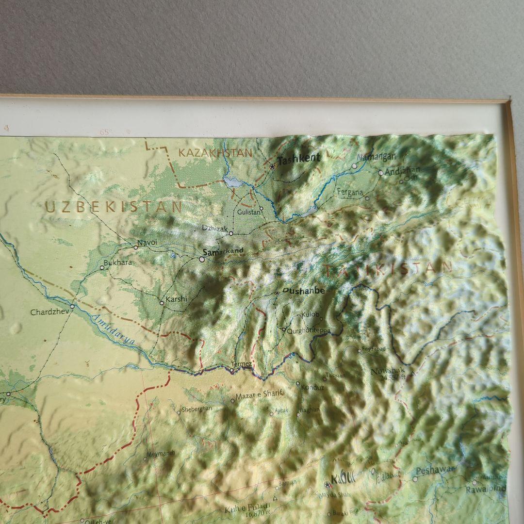 レア品)大型　立体地図　中近東·トルコ·イラン　1:6,250,000 額縁付き