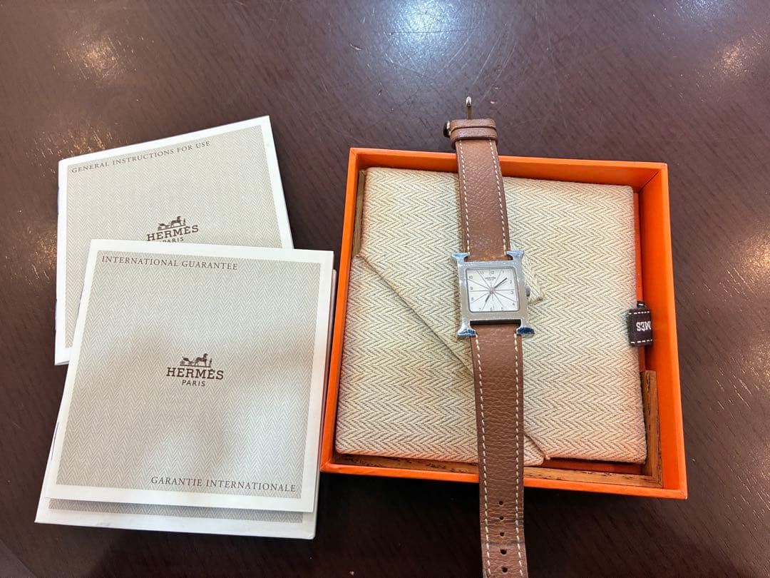 HERMES エルメス レディース 腕時計 HH1210630 クオーツ
