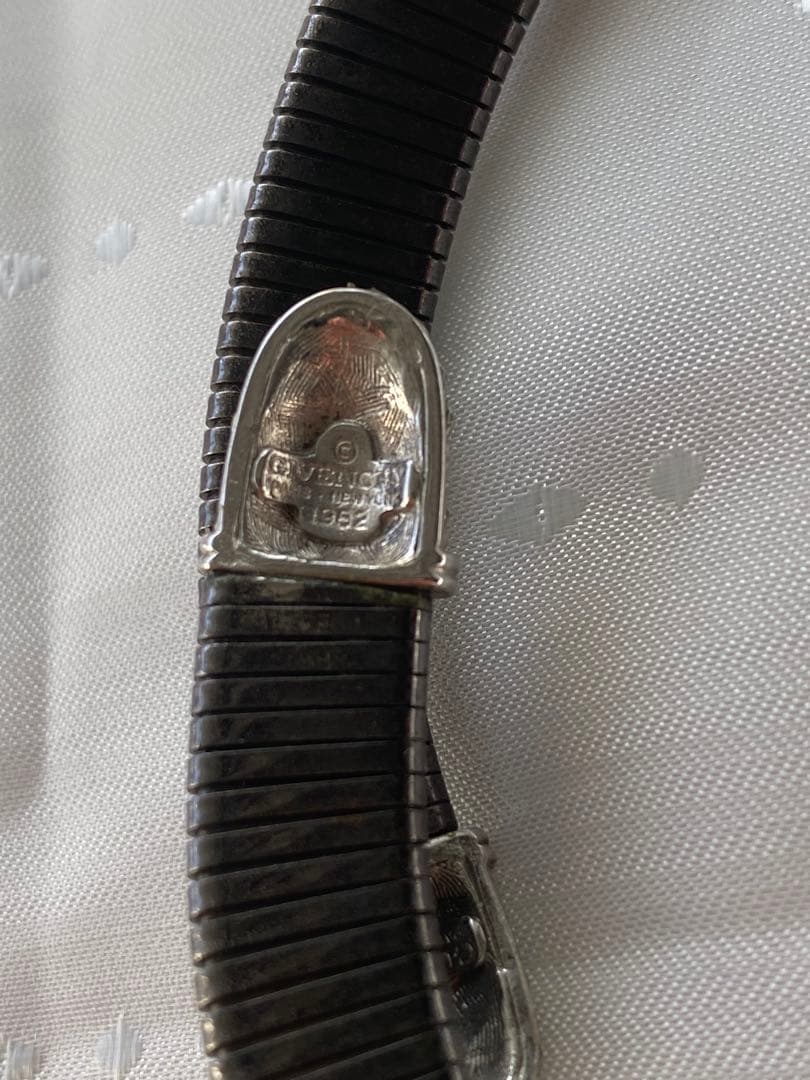 極希少　GIVENCHY ジバンシー　ネックレス　ニューヨーク　1982