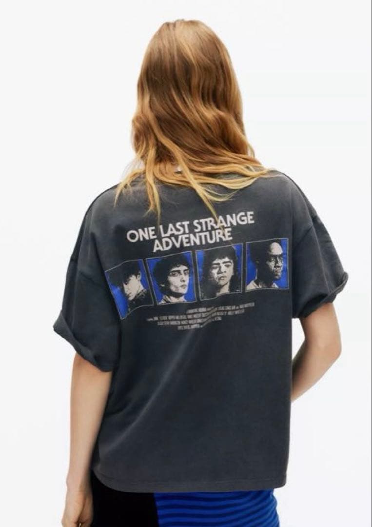 pull&bear Stranger ThingsコラボTシャツ