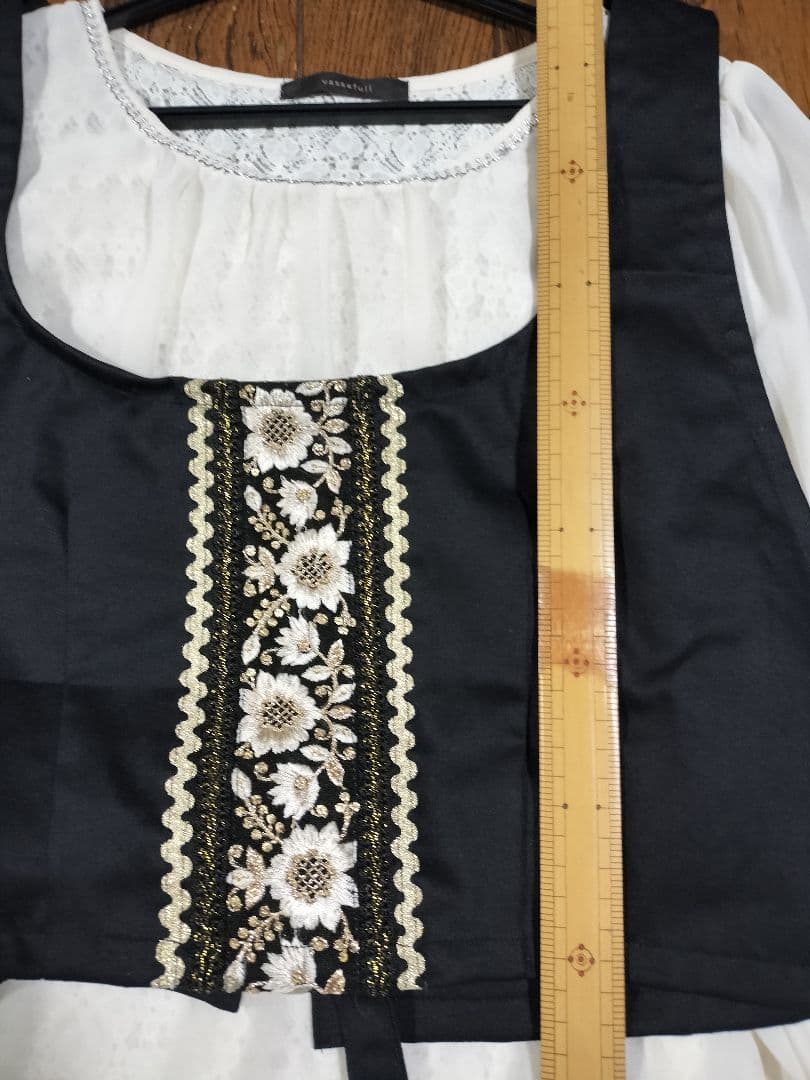 フォークダンスベストとスカート　ハンドメイド新品　フリーサイズ