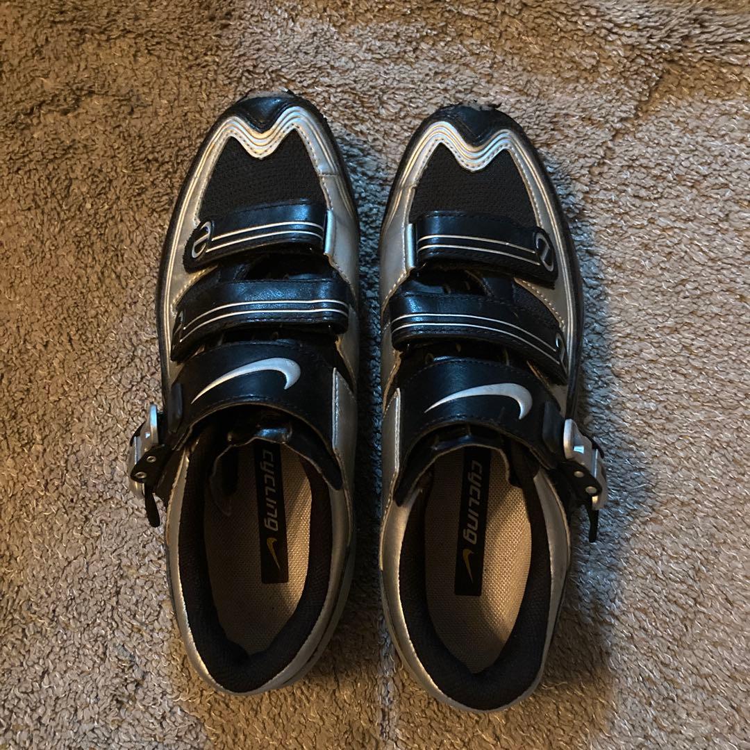 Nike Cycling Shoes ベルクロストラップ付き
