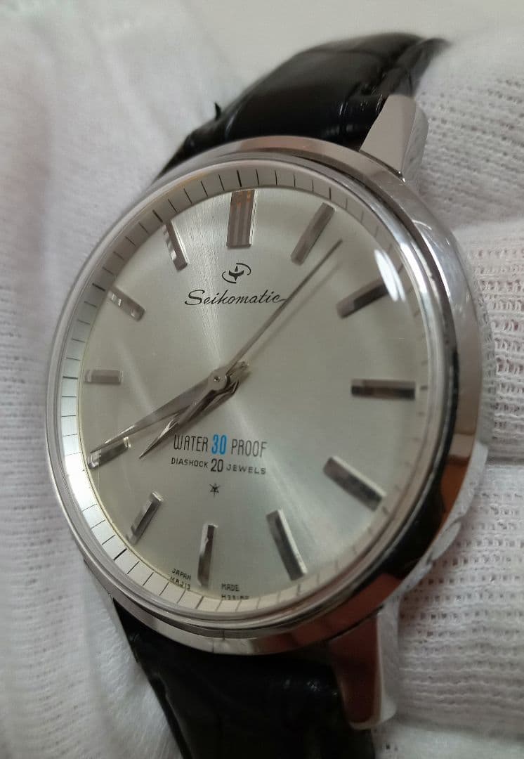 e*8様 SEIKO　セイコーマチック　機械式自動巻　1960年代製造　極美品