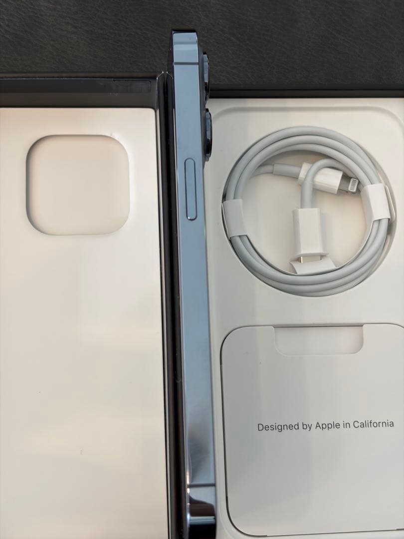 美品iPhone13Pro シエラブルー　256GB バッテリー93%