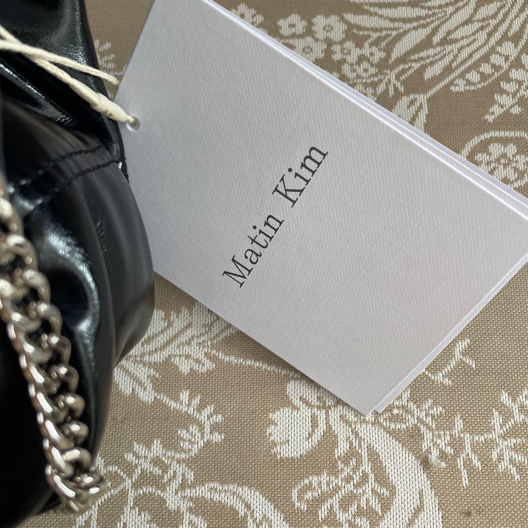 matin kim チェーンショルダーバック　ブラック