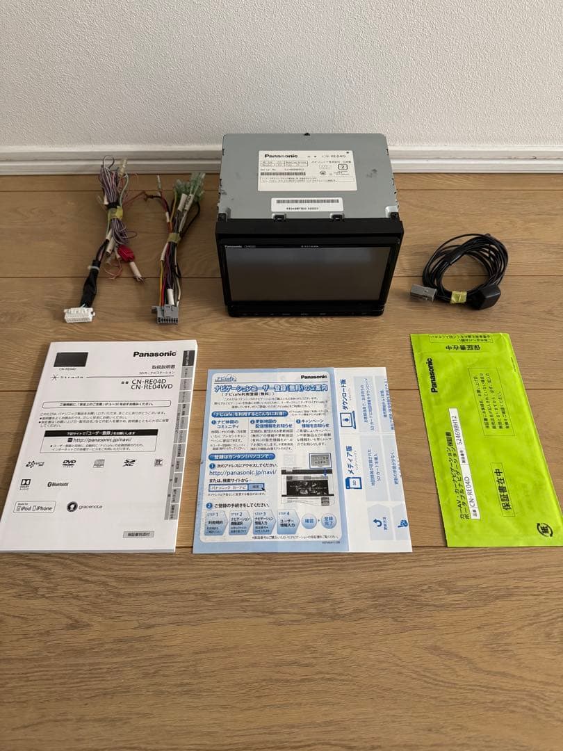 Panasonic ストラーダ CN-RE04D カーナビ 本体