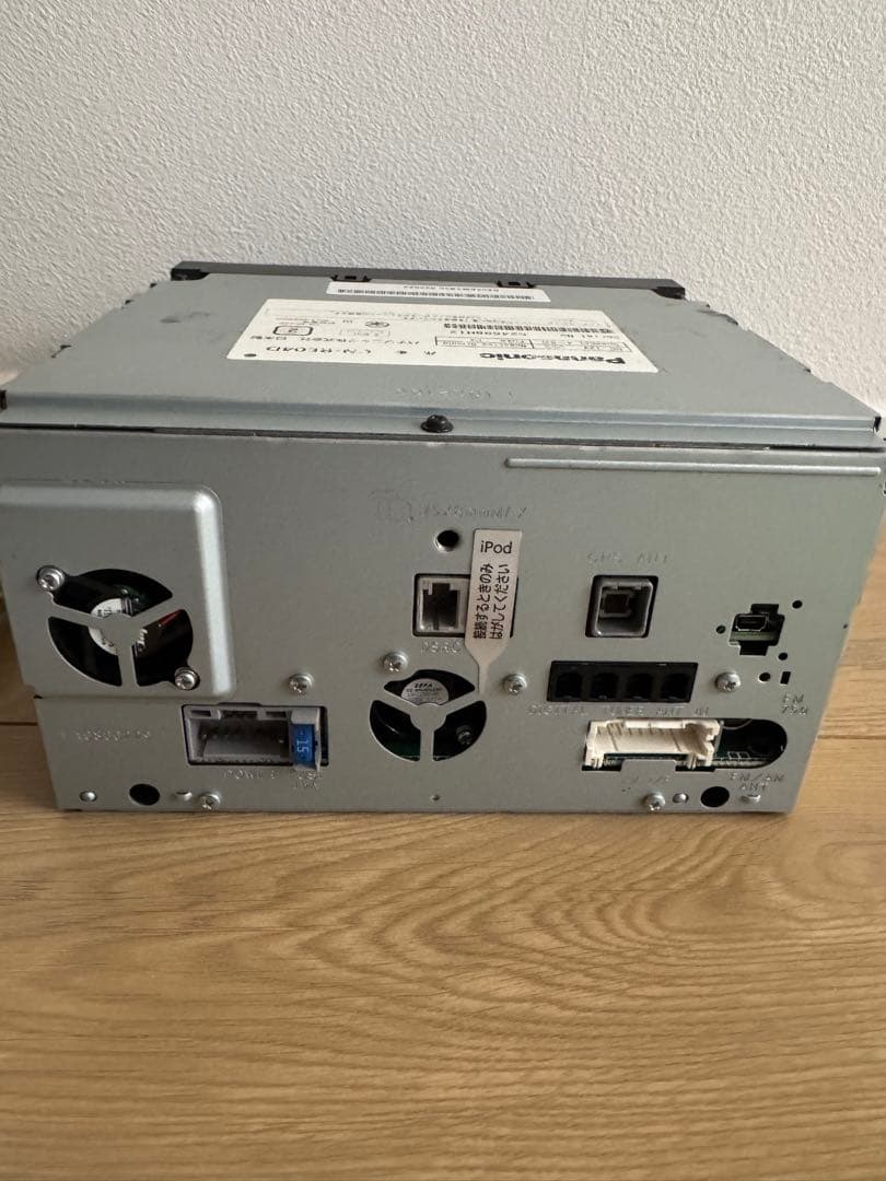 Panasonic ストラーダ CN-RE04D カーナビ 本体