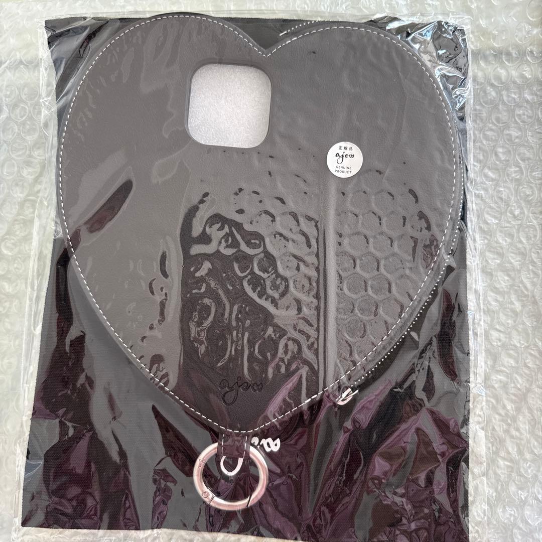 iPhone 16 Pro Max ハート型ケース ⭐︎新品⭐︎エジュー⭐︎ ajew