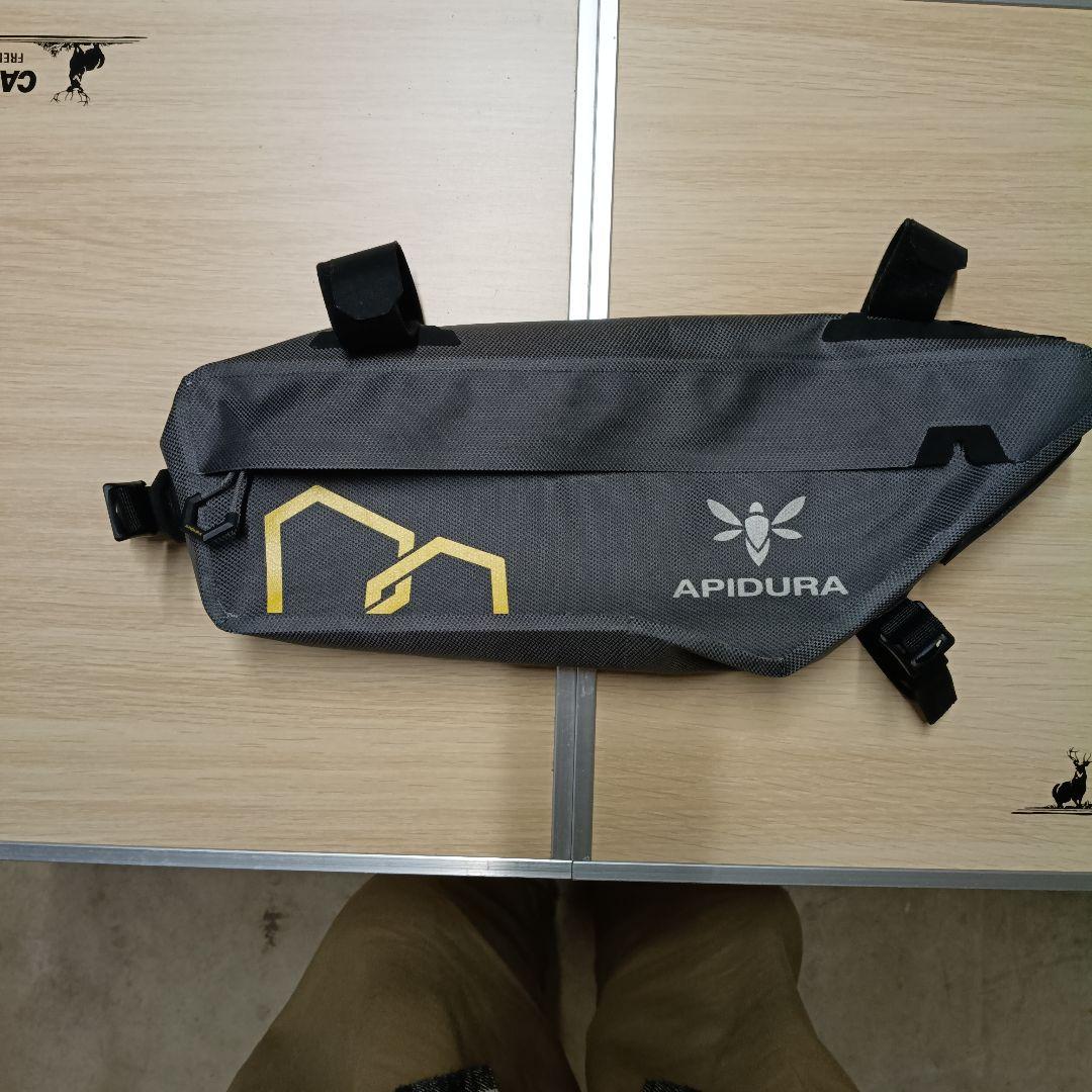 APIDURA アピデュラ エクスペディション フレームバッグ ３L