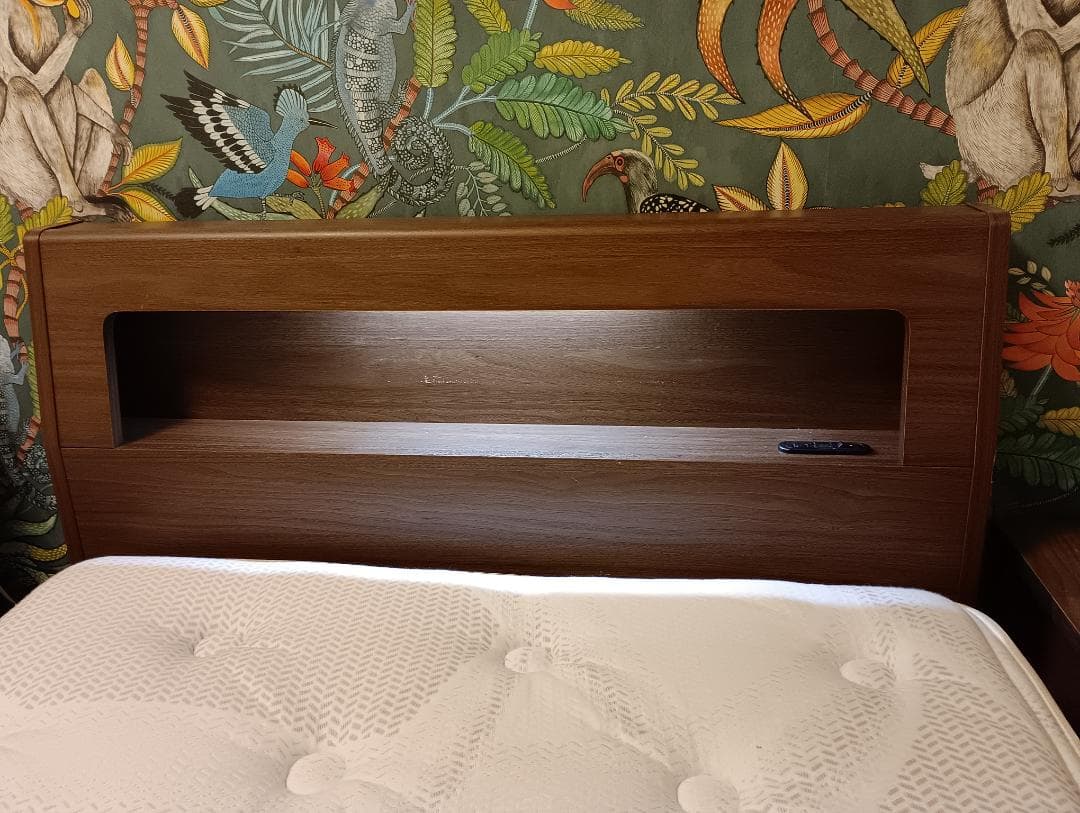 【売約済】シモンズ　シングルベッド　（フレーム＋マットレス）