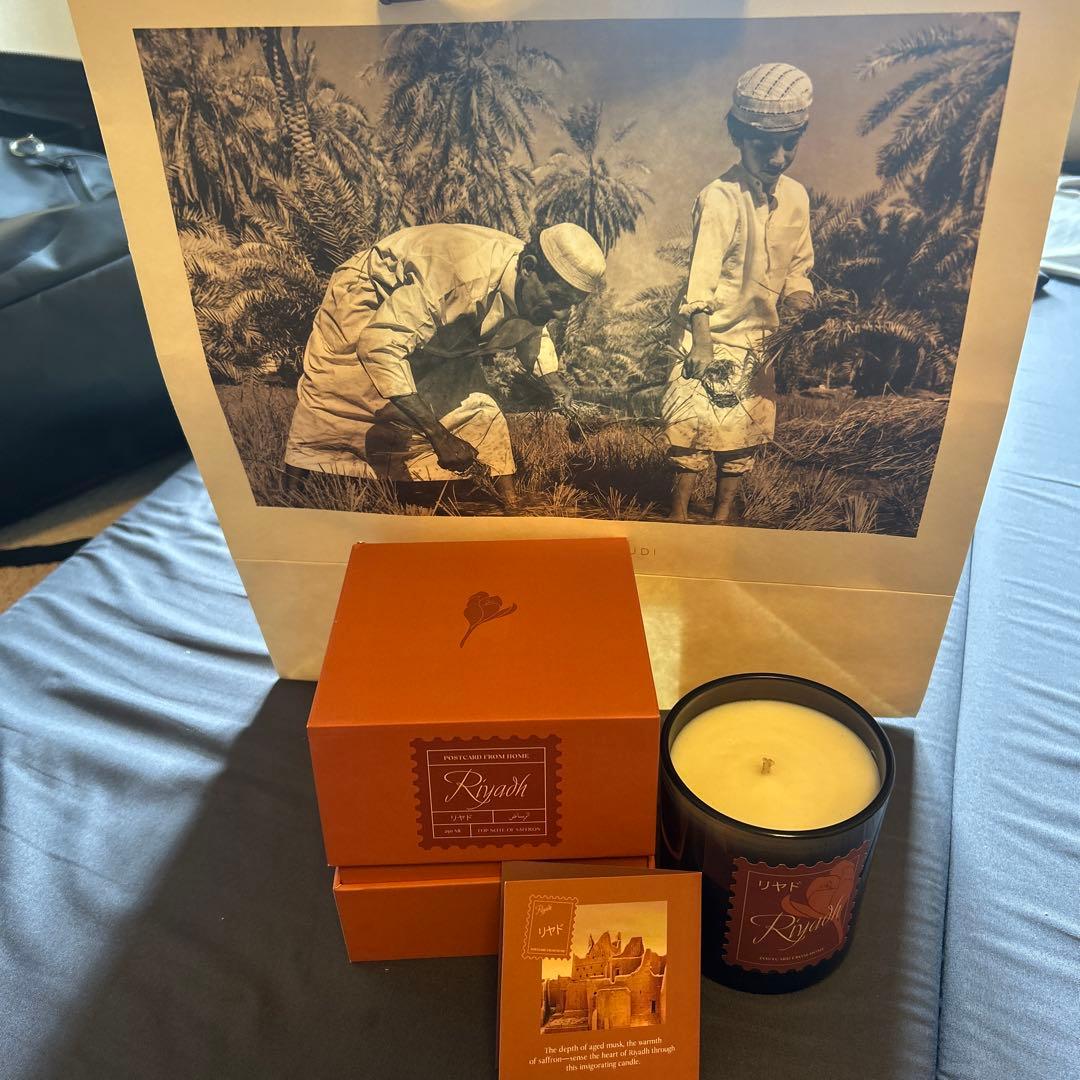 【新品】大阪関西万博 サウジアラビア館 キャンドル大サイズ　リヤド　ステッカー