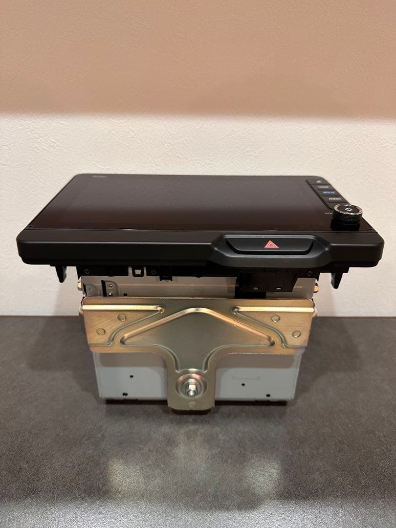 新型N-BOX 純正9インチナビ LXU-242NBi 最終値下げ