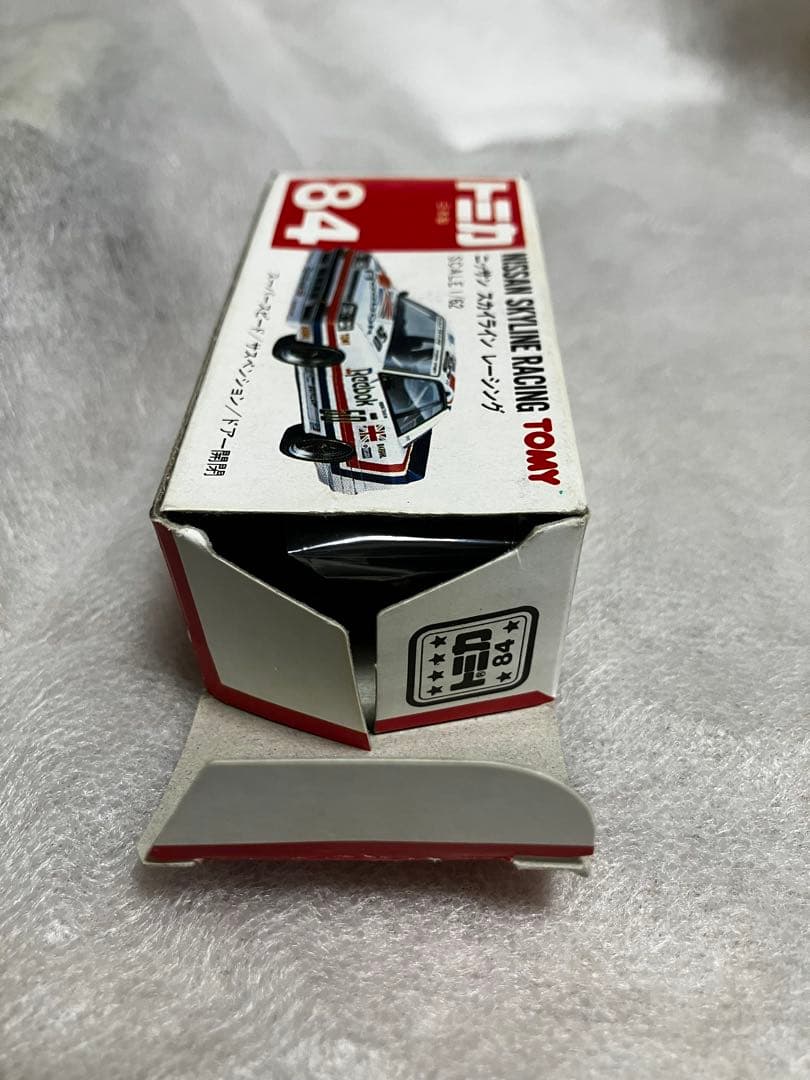 トミカ NISSAN SKYLINE RACING 1/62 赤箱84