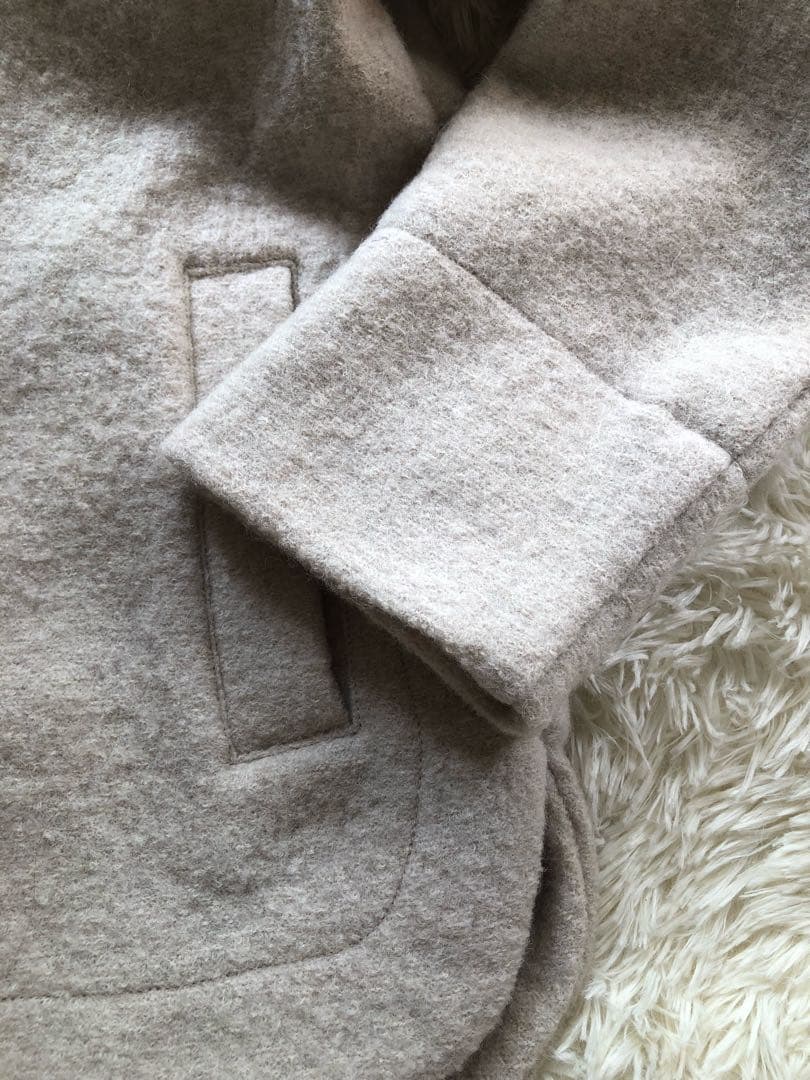 【新品未使用】マオメイド フード付きショートコート ウール100%