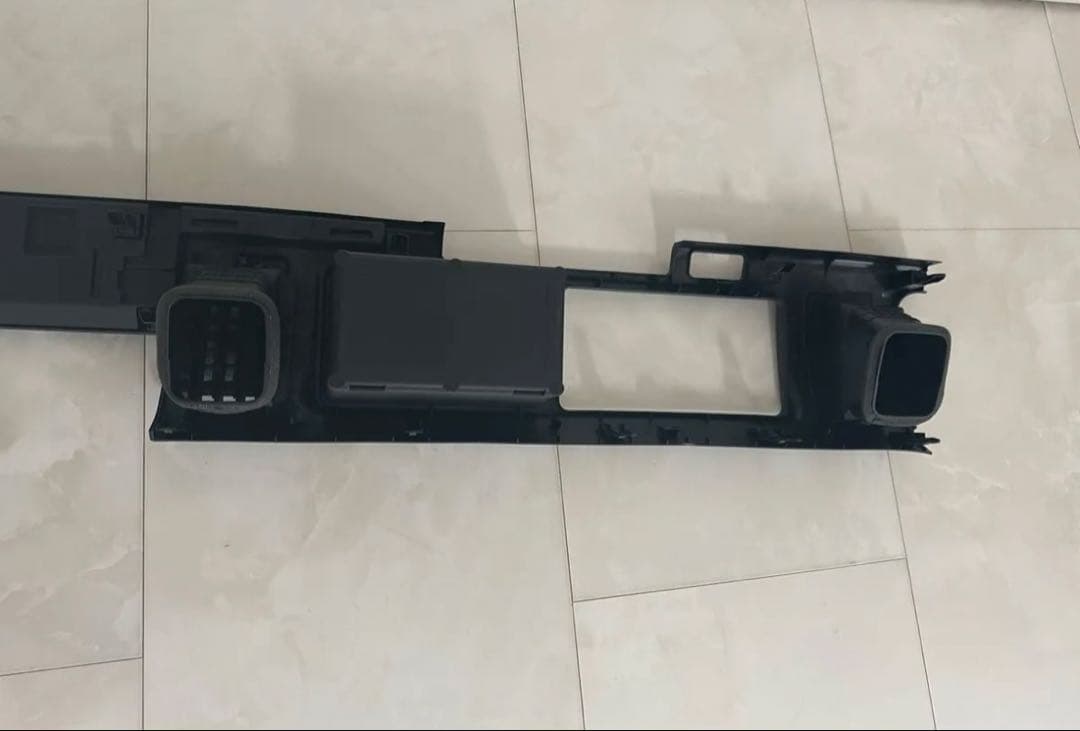 トヨタ純正 200系 ハイエース センターパネル ナビパネル エアコン吹き出し口