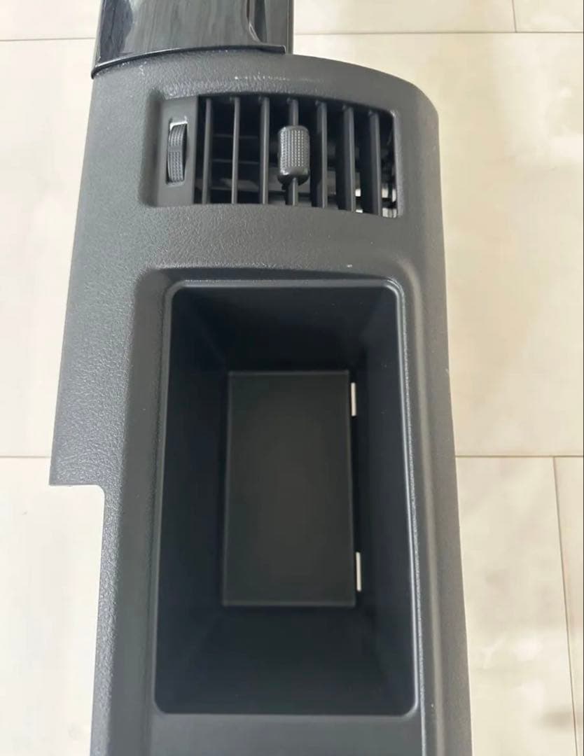 トヨタ純正 200系 ハイエース センターパネル ナビパネル エアコン吹き出し口