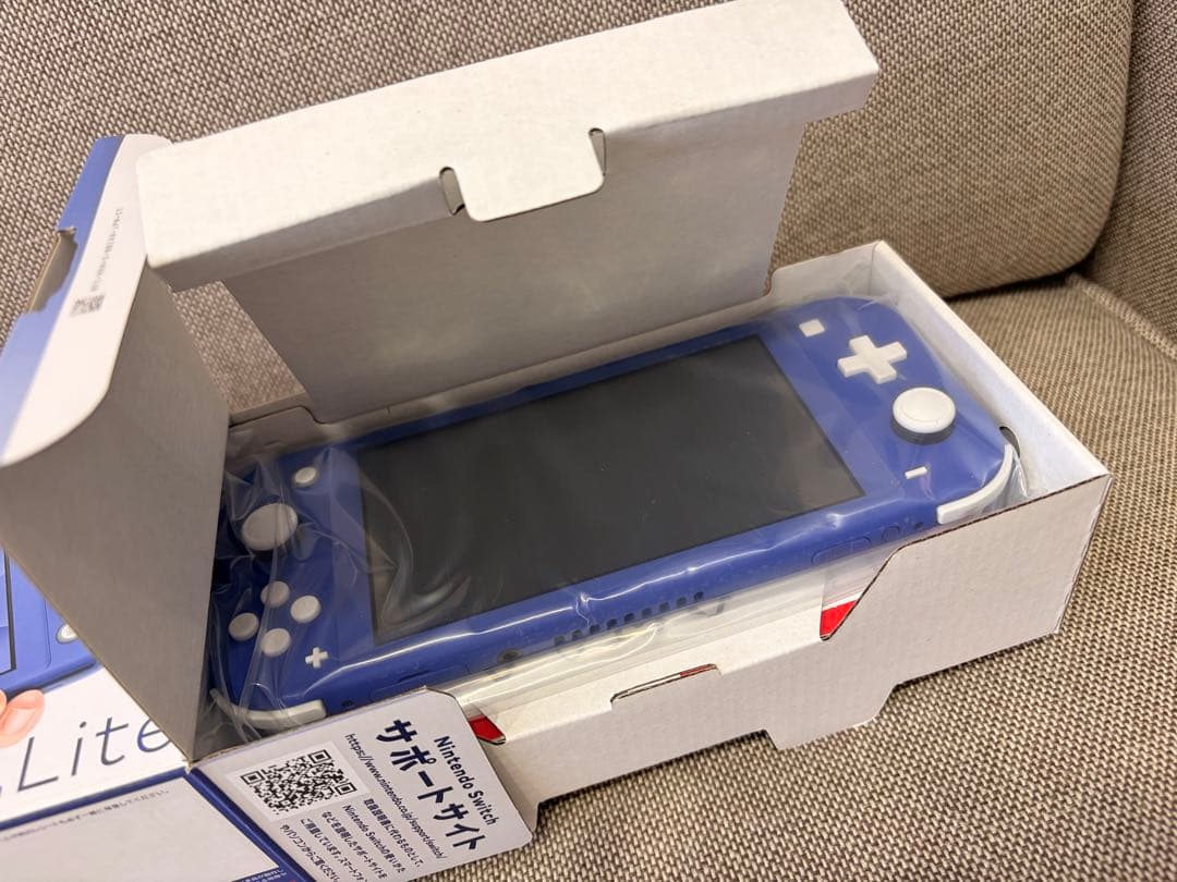 Nintendo Switch Lite ブルー 新品未使用