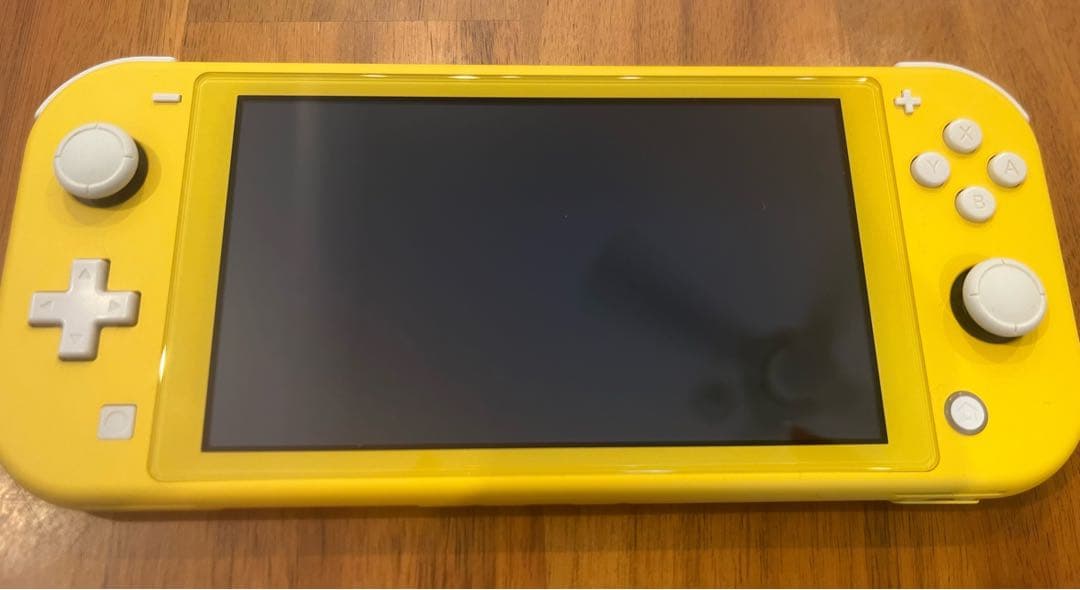 switch lite 本体　イエロー クリアケース付き