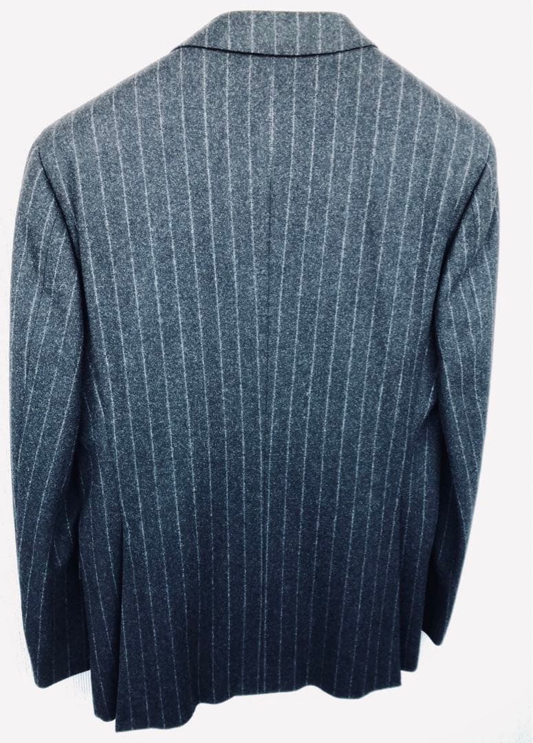 グッチダークグレー ストライプ スーツ