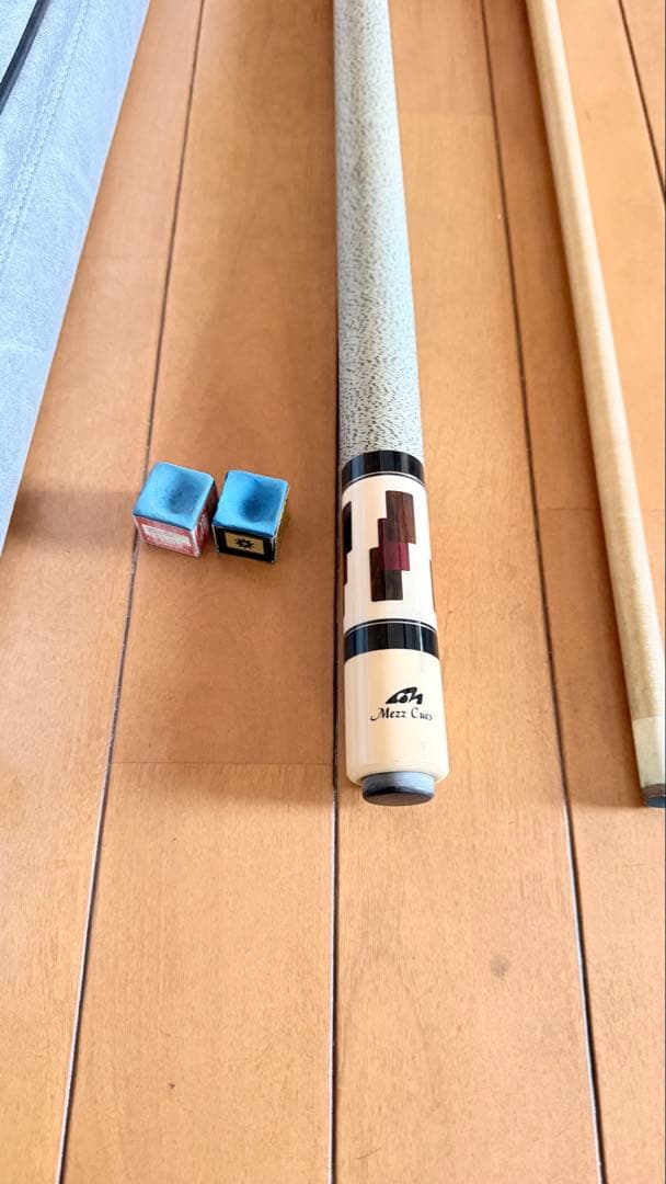Mezz Cue ビリヤードキュー ケース付き