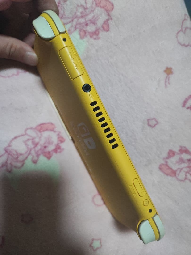 Nintendo Switch Lite イエロー 256GB sdカード付き