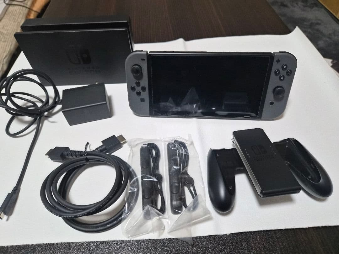 【美品】NintendoSwitch 本体