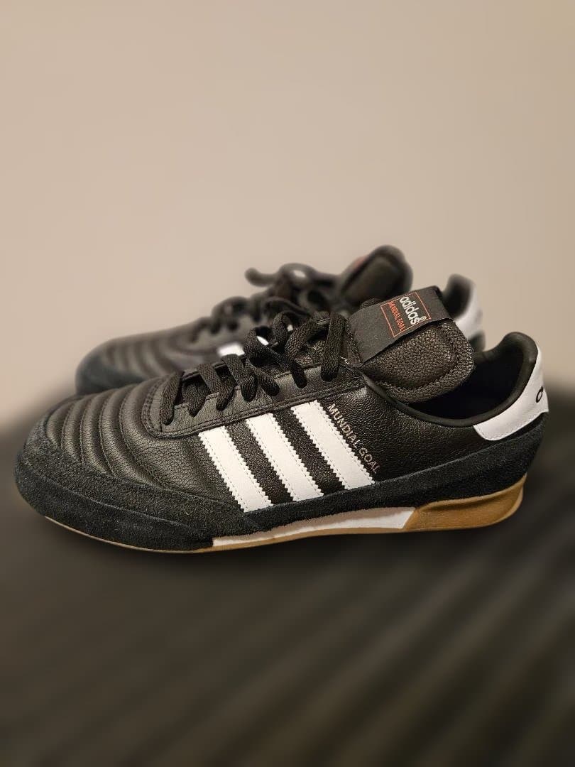 adidas サッカーシューズ ブラック/ホワイトsize28㎝