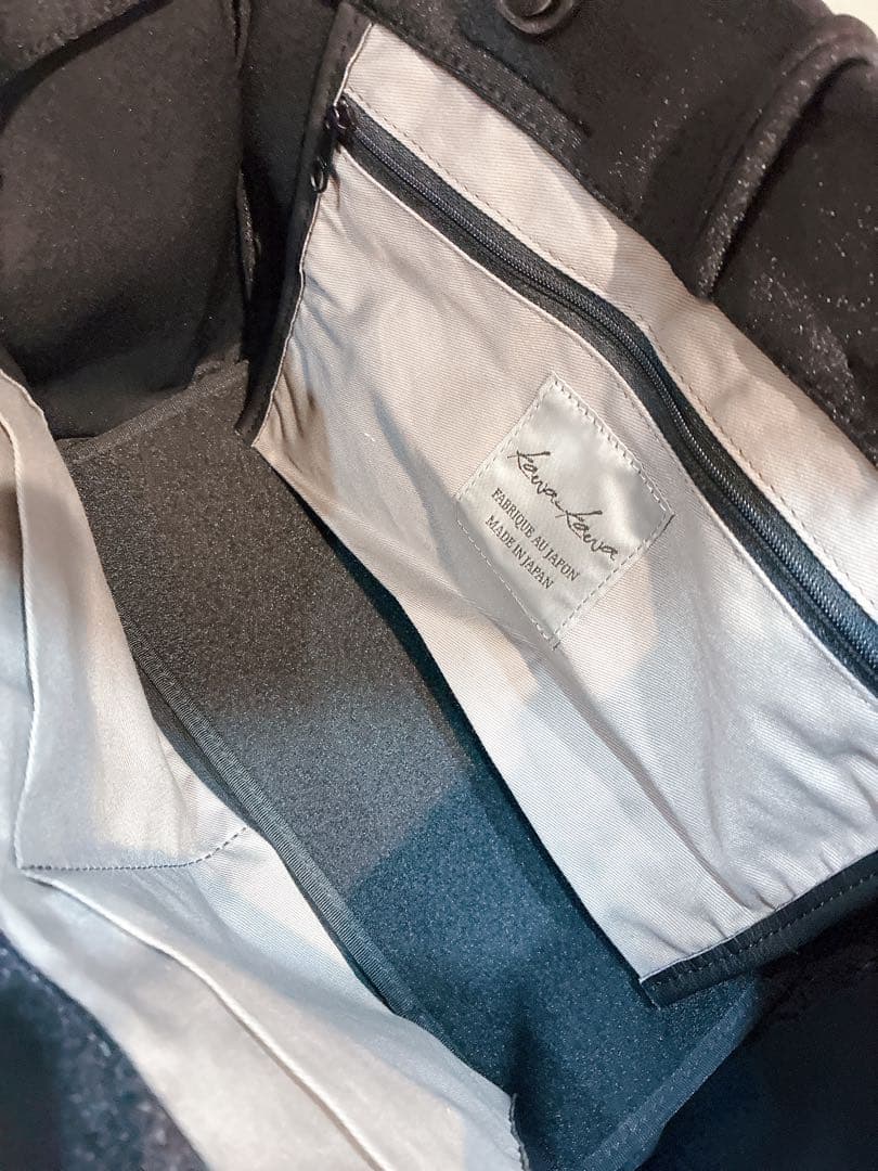 【美品】kawa-kawa wet トートバッグSサイズ シルバーハンドル　黒