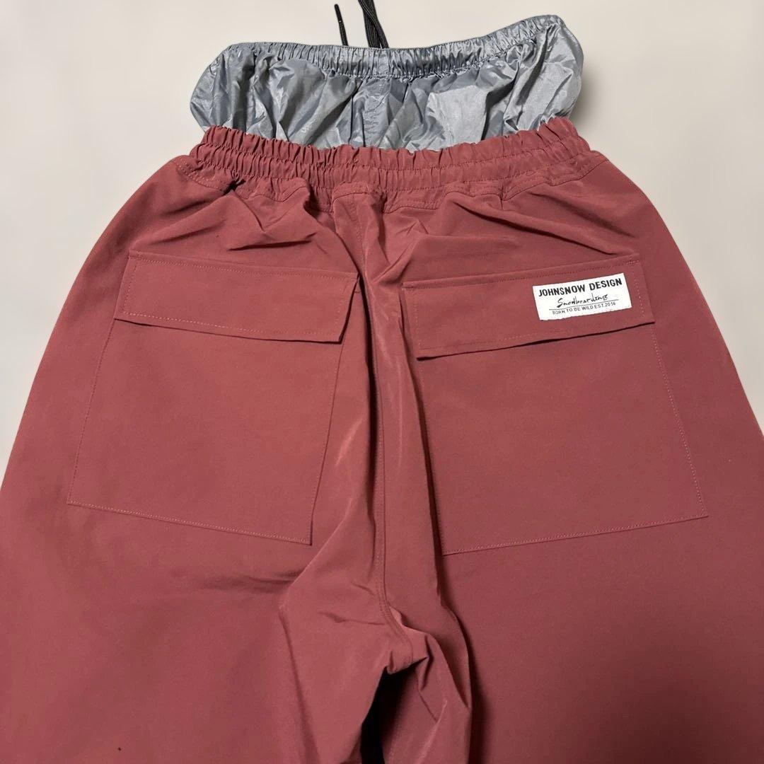 試着のみ 上下2点セット S スノーボードウェア スキーウェア COSPLEE