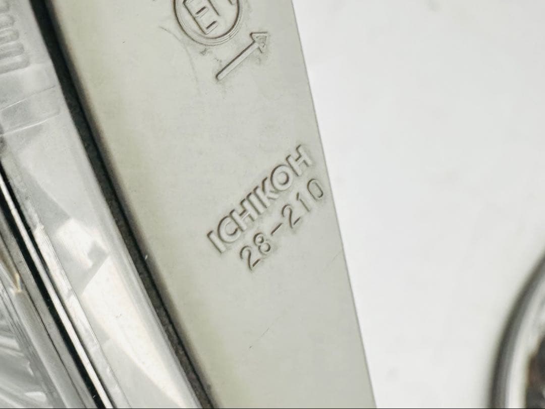 エスティマ ハイブリッド LED フィニッシャー テールライト 28-210