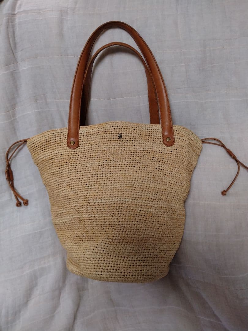 【美品】ヘレンカミンスキー バケツ型 ラフィアトートバッグ