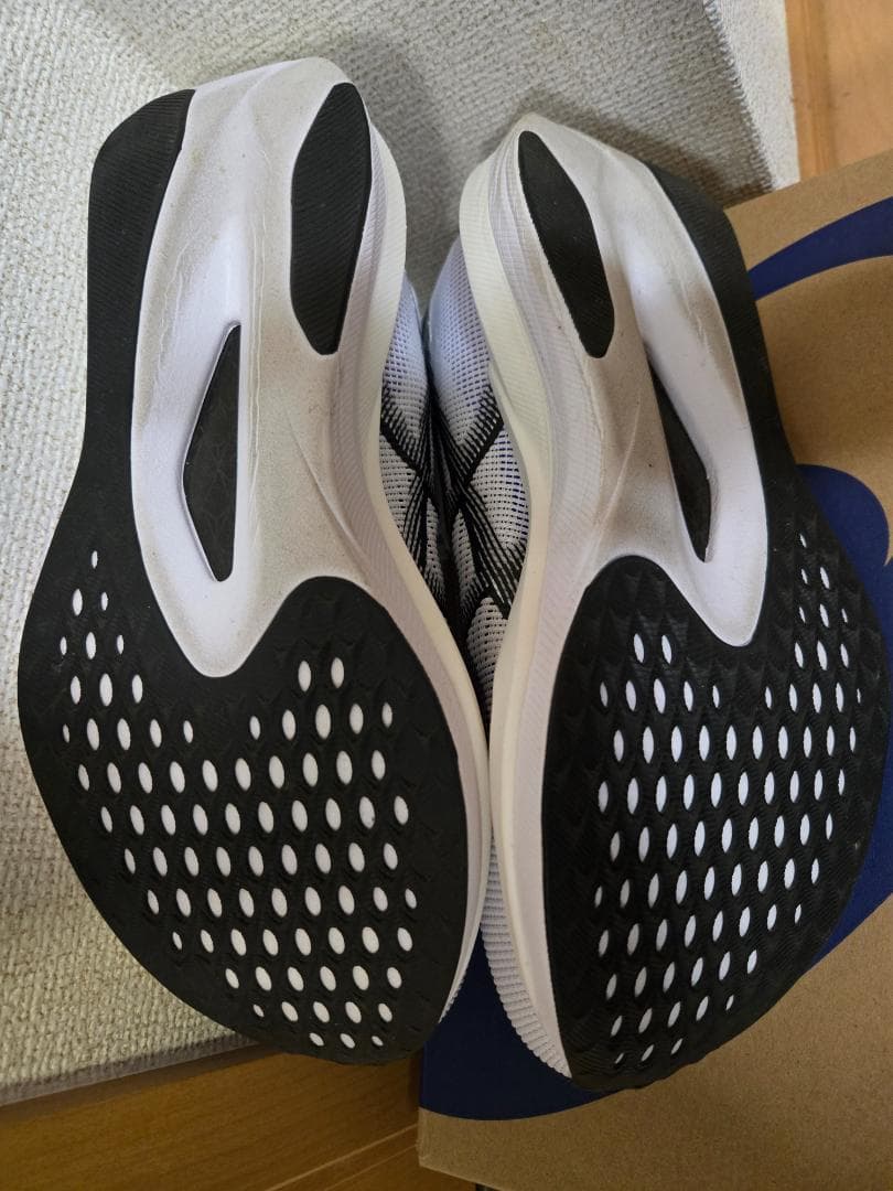 【中古】asics マジックスピード5 26.0cm 【ほぼ未使用】