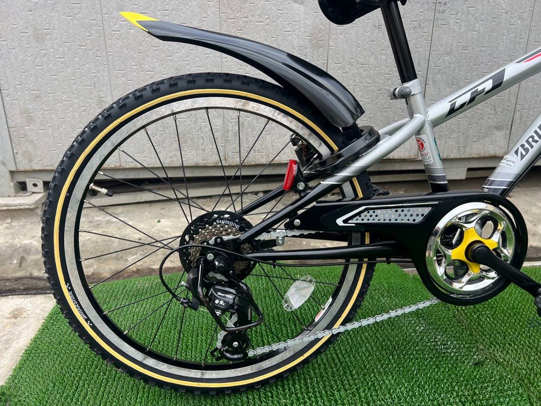 BRIDGESTONE ブリヂストン　クロスファイヤージュニア　22インチ