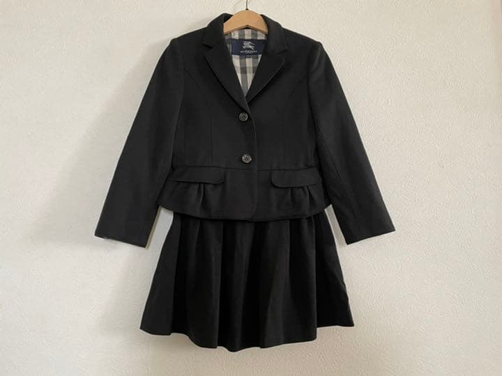 バーバリー　黒　フォーマルスーツ 120 セットアップ