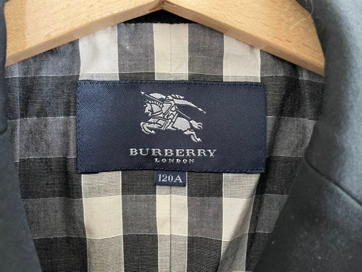 バーバリー　黒　フォーマルスーツ 120 セットアップ