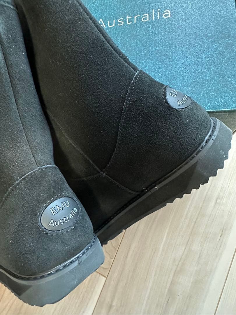 EMU Australia ブラックムートンブーツ